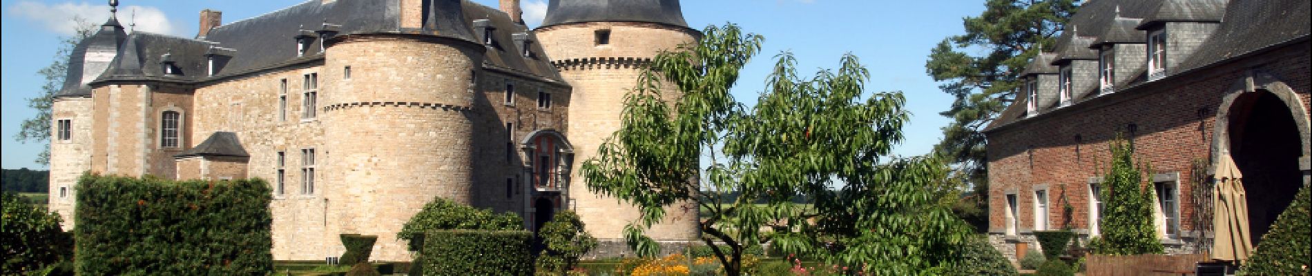 Point d'intérêt Rochefort - Château féodal et zone écologique  - Photo