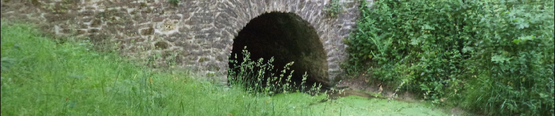 Punto de interés Vieille-Église-en-Yvelines - Aqueduc souterrain - Photo