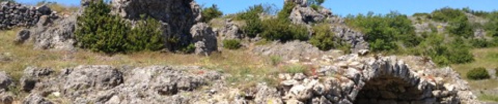 Tour Wandern Lauroux - cirque de labeil - Photo