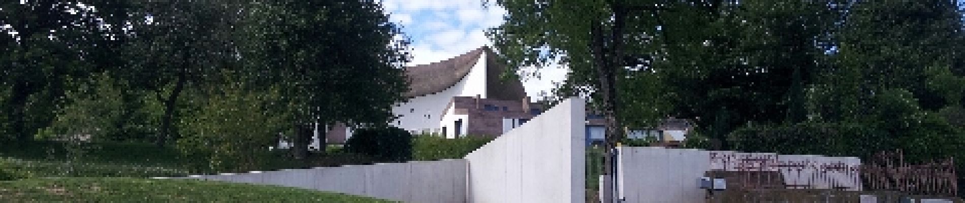 Tocht Stappen Ronchamp - le tour par la chapelle Ronchamp - Photo