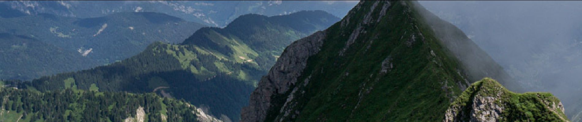 Percorso Marcia Bellevaux - Une traversée du Roc d''Enfer 2243 m, depuis la Chèvrerie - Photo