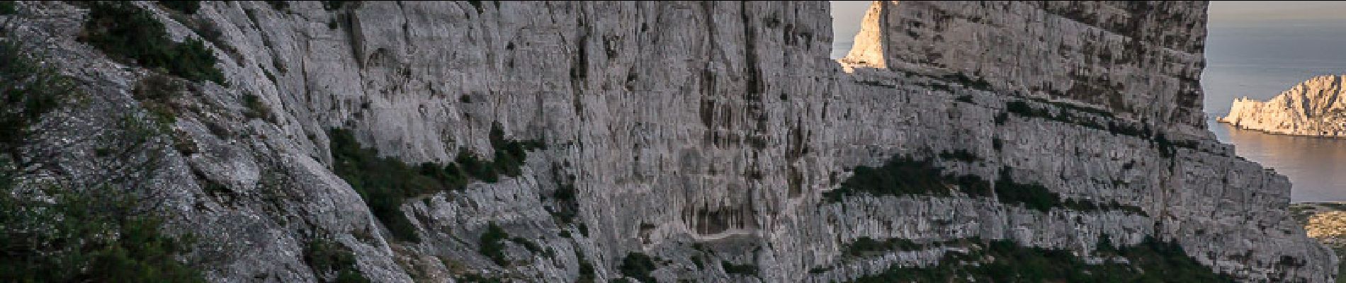 Excursión Senderismo Marsella - Le Sommet de Marseilleveyre 433m, par le Pas de la Demi-Lune et le Vallon de la Mounine - Photo