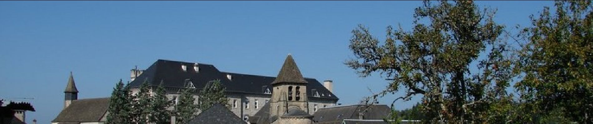 Randonnée Marche Servières-le-Château - Les chapelles - Servières le Château - Photo