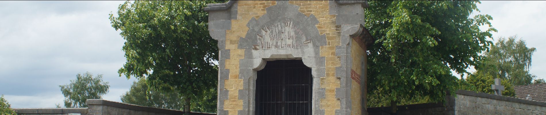 Point d'intérêt Assesse - Chapelle N.D. de Walcourt - Photo