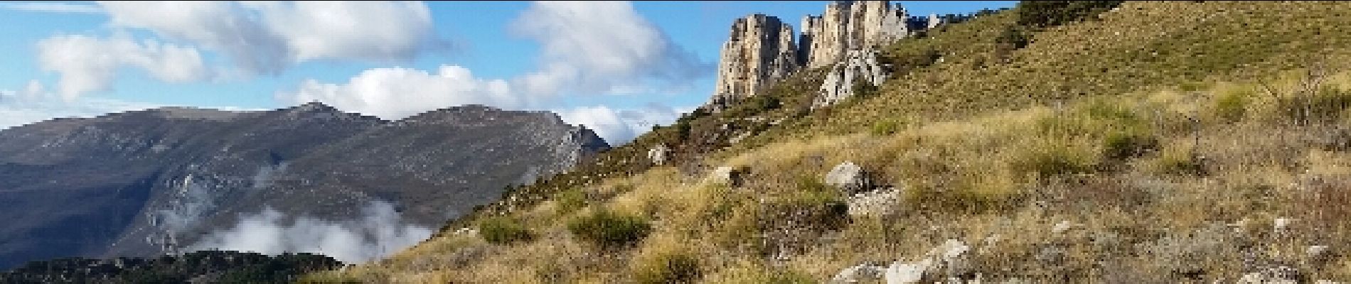 Tocht Stappen Castellane - cadrées de brandis - Photo