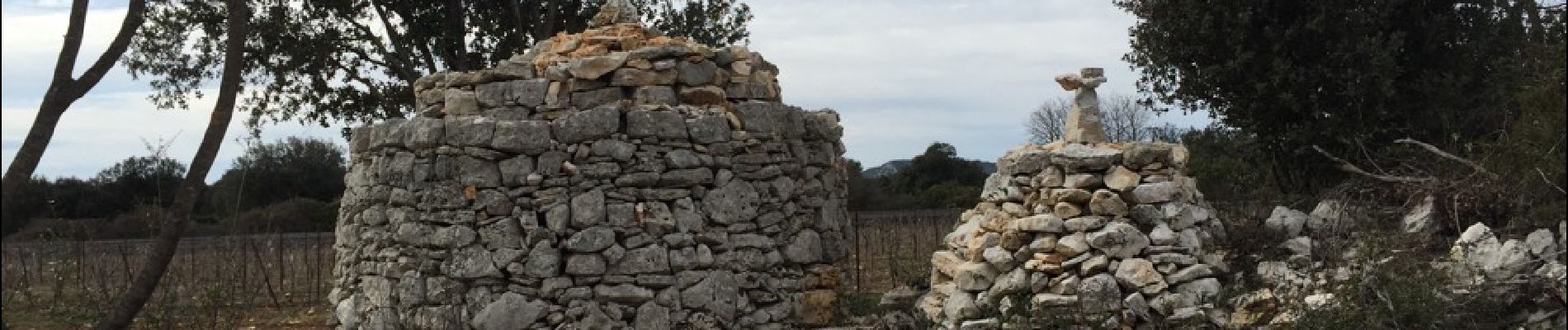 Percorso Marcia Saussines - les capitelles de Saussines - Photo