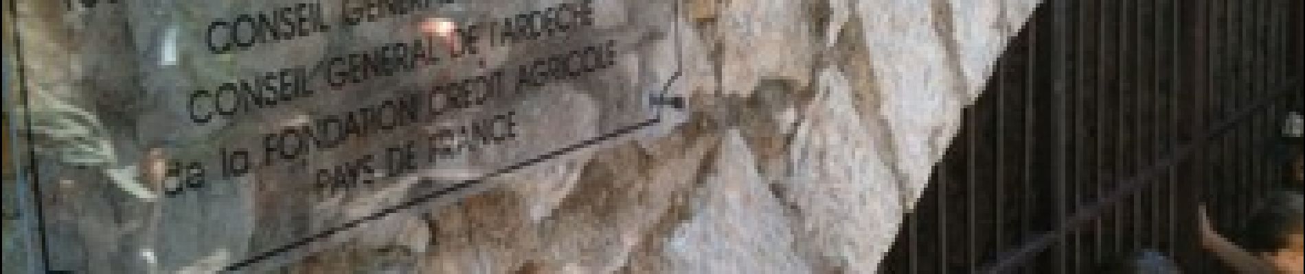 Point d'intérêt Balazuc - le sarcophage paléo-chrétien des salles - Photo