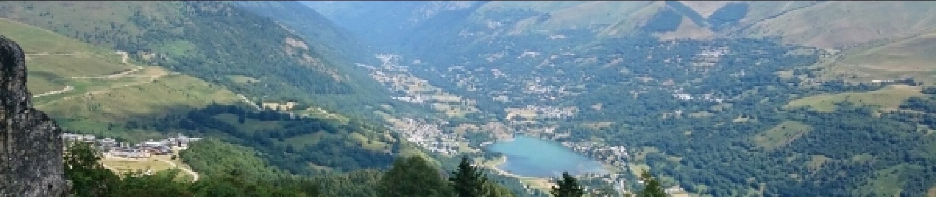 Tocht Stappen Génos - val louron - forêt de lapadé - Photo