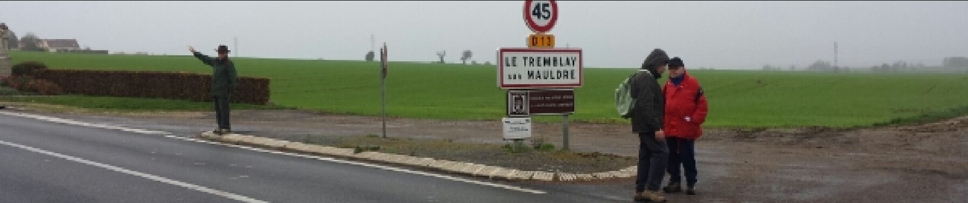 Punto di interesse Le Tremblay-sur-Mauldre - Traversée sous haute protection - Photo