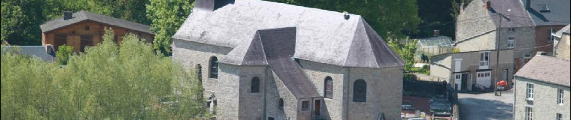 Point d'intérêt Viroinval - Église Saint Servais de Dourbes  - Photo