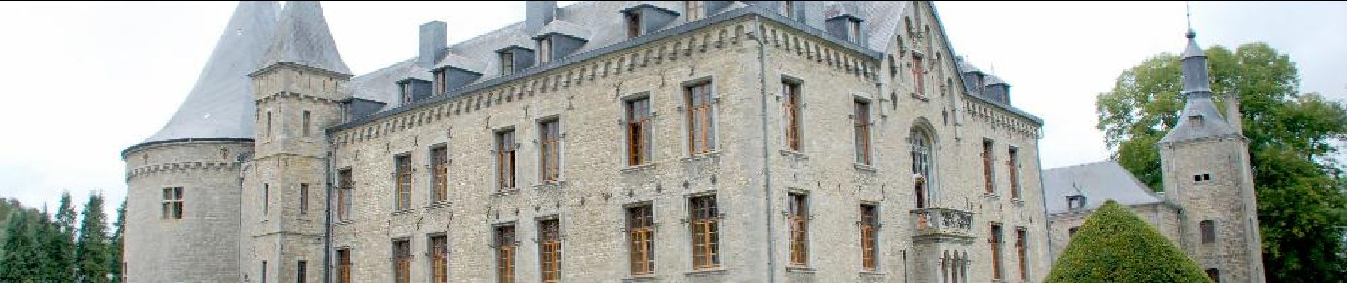 Point d'intérêt Couvin - Château de Boussu-en-Fagne - Photo