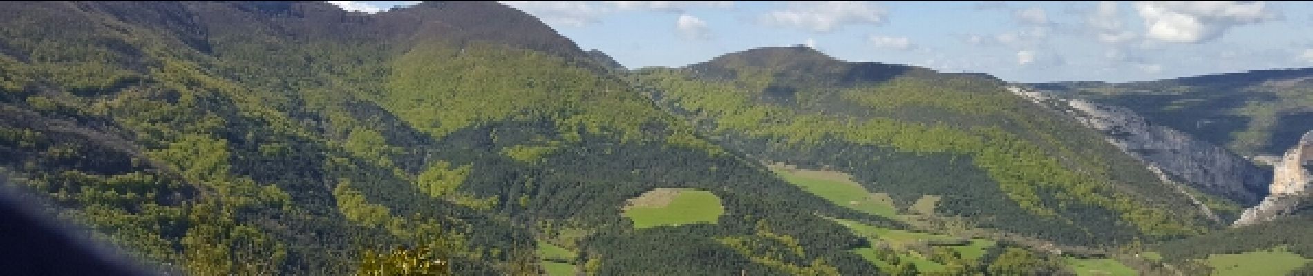 Percorso Altra attività Omblèze - plateau d'embellir par les arbos  - Photo