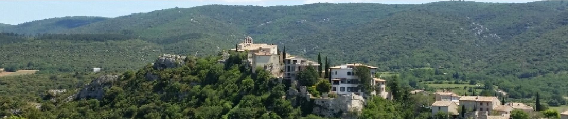 Tour Wandern Méthamis - ISLE-sur-la-Sorgue (METHAMIS - Gorges de la Nesque) - Photo