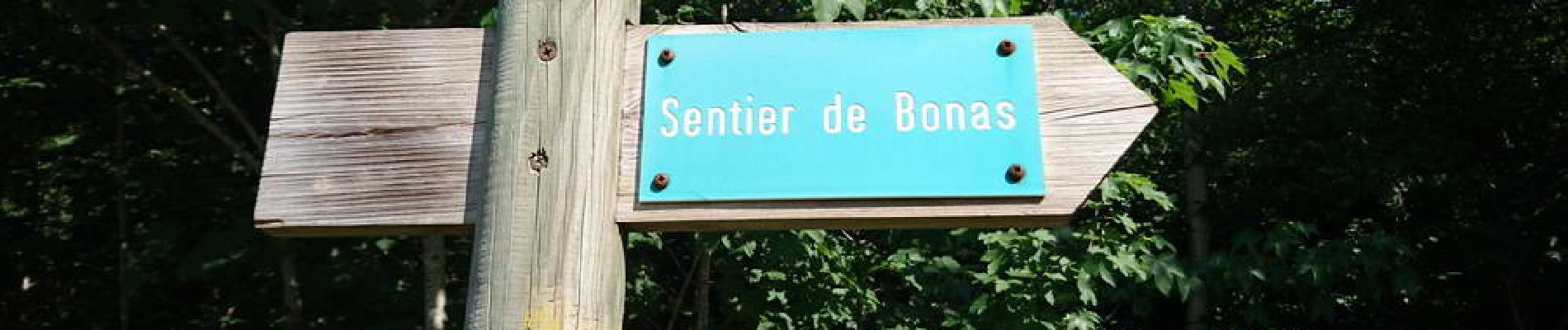 Point d'intérêt Mazet-Saint-Voy - 03 - A droite pour le Sentier de Bonas... - Photo