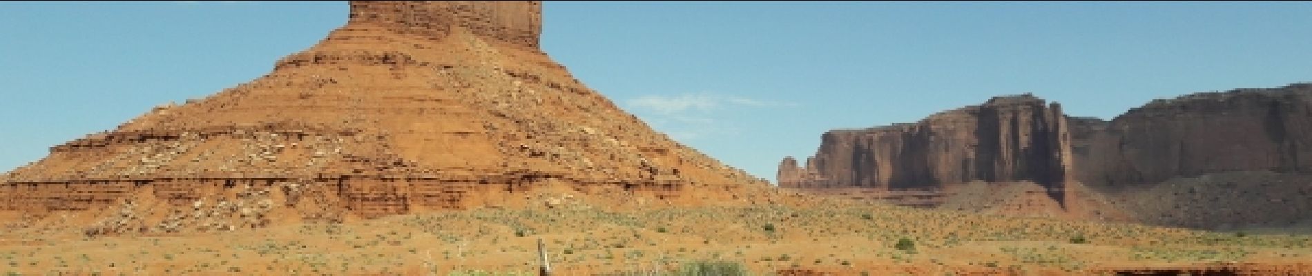 Trail Walking Unknown - monument valley - Photo
