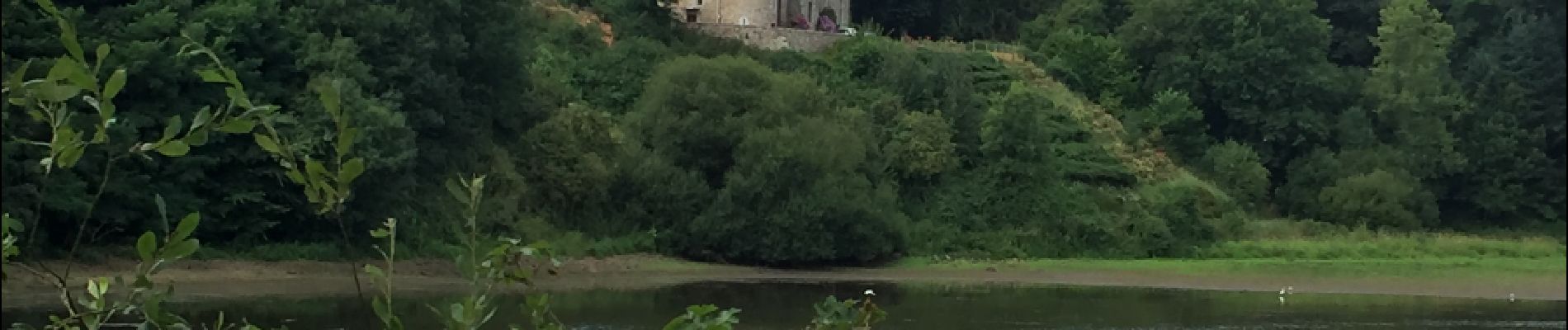 POI Guitté - Le Château de Beaumont depuis le pont - Photo