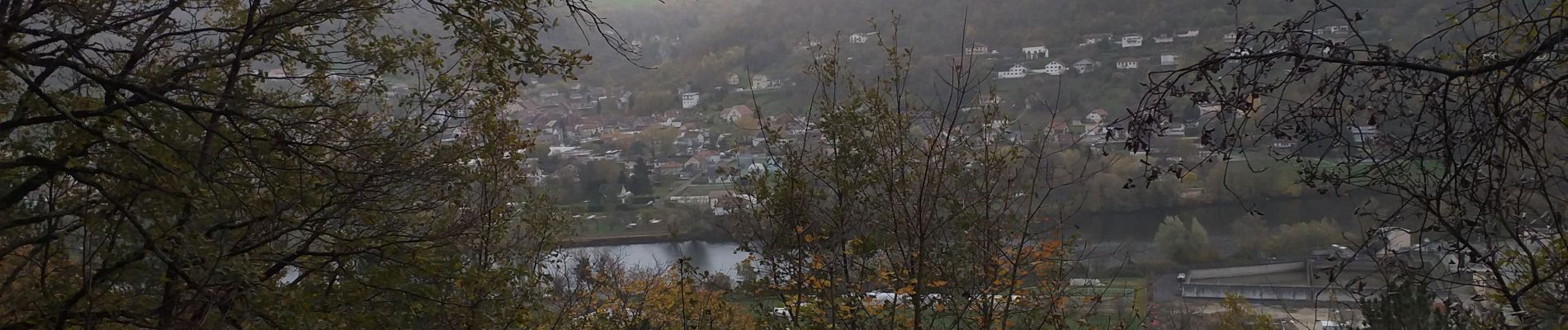 Randonnée Marche Beure - Beure, fort Planoise, Valmy, Roche trouée, vieille église. - Photo