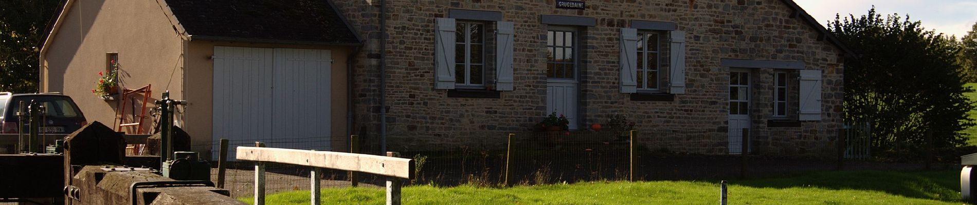 Tocht Te voet Chevaigné - Chemin des Amoureux - Photo