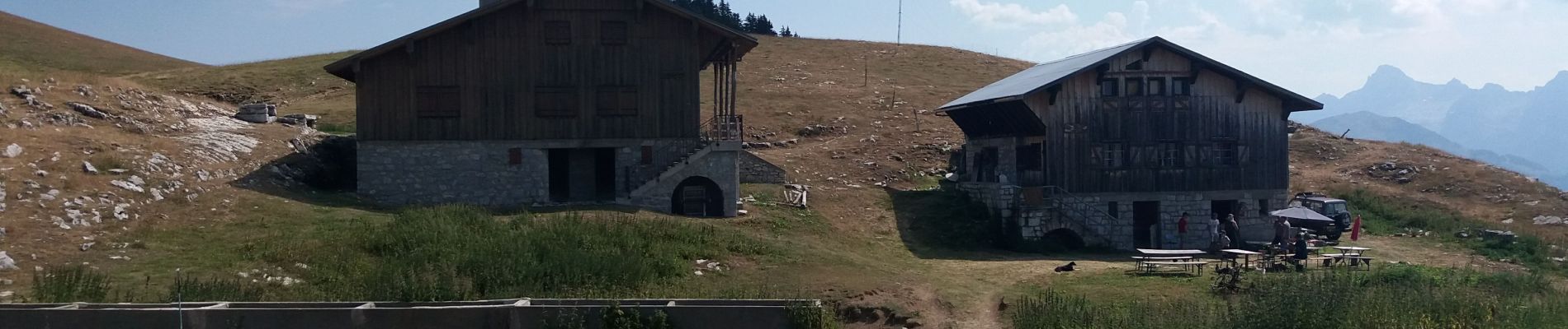 Excursión Senderismo Fillière - GLIERES: MONUMENT - COL DE L'OVINE - CHALET DE L'OVINE - CHALETS DES AUGES - Photo