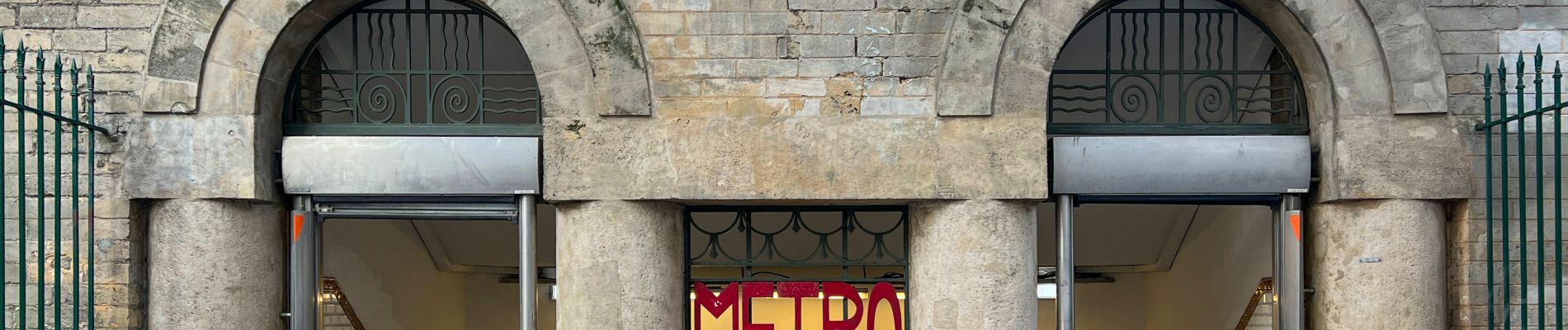 Punto de interés París - Metro Place Monge - Photo