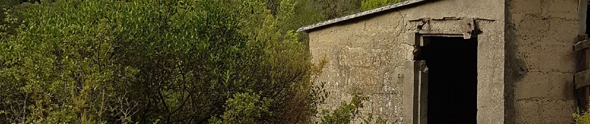 Excursión Senderismo Fuveau - maison vers Greasque - Photo