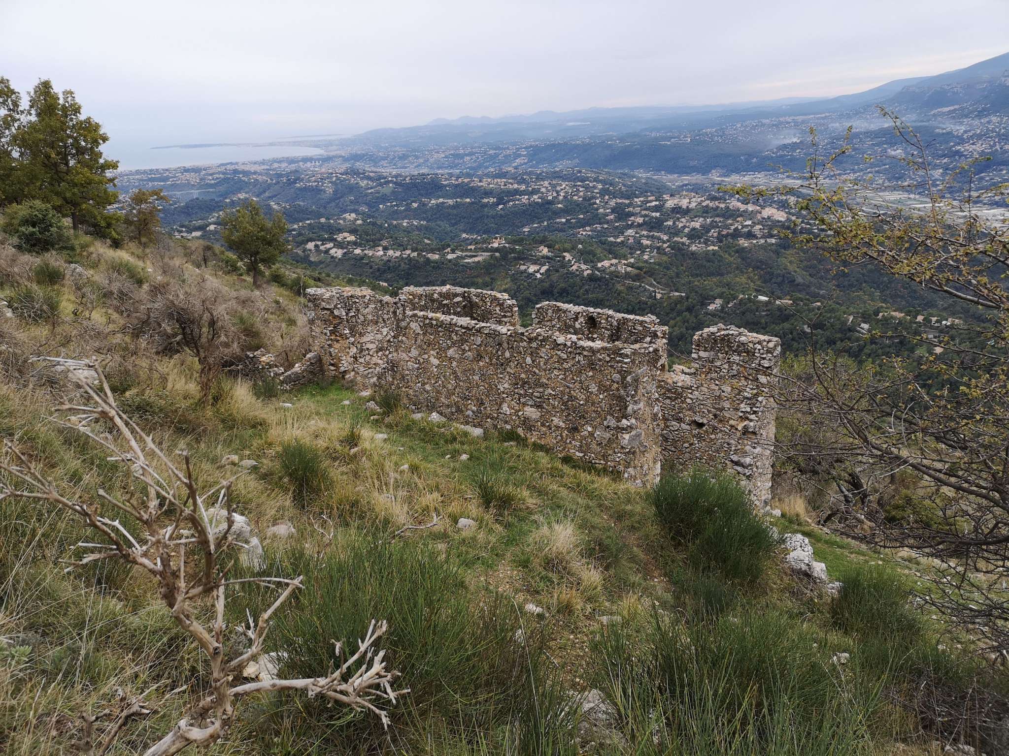 randonn-e-marche-aspremont-le-tour-du-mont-chauve-d-aspremont