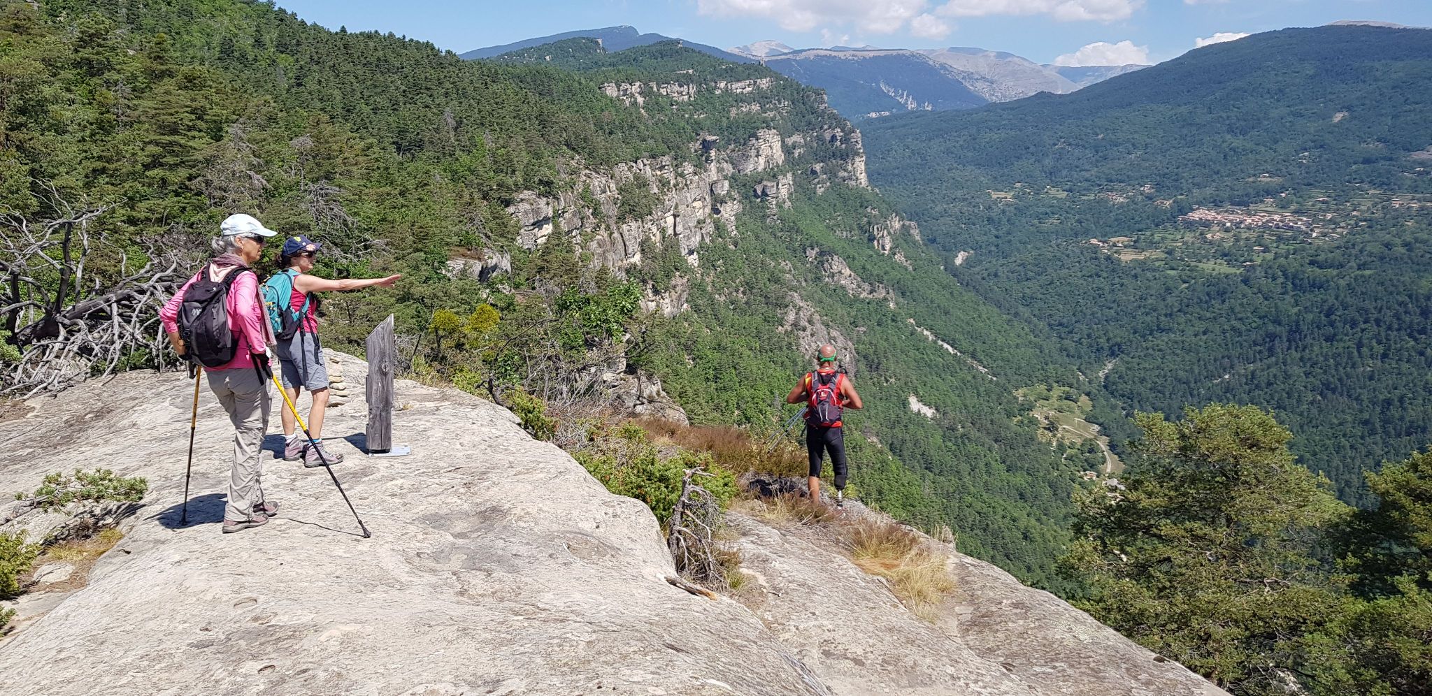 les gres d annot randonnée - chambre du roi annot