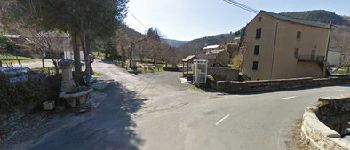 Punto di interesse Fraissinet-de-Fourques - Fontaine de Fraissinet de Fourques - Photo