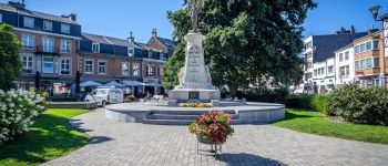 Point d'intérêt Spa - Place du monument  - Photo