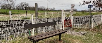 Point of interest Parigny - Banc pour enfants et personnes âgées. - Photo