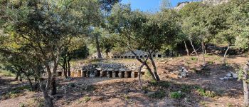 POI Eyguières - murs d'abeilles - Photo