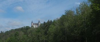 Point d'intérêt Rochefort - Vue sur le château de Ciergnon - Photo