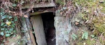 Punto de interés Arbonne-la-Forêt - Feuillardière Abri SN1 - Photo