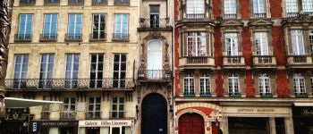 Point d'intérêt Paris - L'immeuble le plus étroit de Paris - Photo