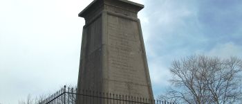 Point of interest Lasne - Monument aux Hanovriens - Photo