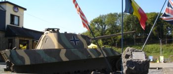POI Houyet - Een beetje geschiedenis : de Tank - Photo