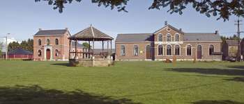 Punto di interesse Marchin - Point d'accueil Biennale de photographie en Condroz-  Centre culturel de Marchin - Photo