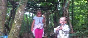 Point d'intérêt Favars - et voici la magnifique cabane faite avec ma fille de 6 ans - Photo