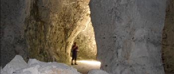 Punto di interesse Saint-Maurice-aux-Riches-Hommes - Grotte - Photo