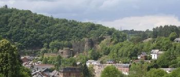Point d'intérêt La Roche-en-Ardenne - Vue sur La Roche-en-Ardenne et son château - Photo