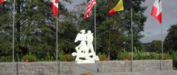 POI Momignies - Denkmal in Cendron - Photo