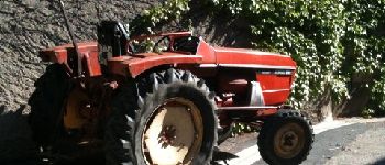 Punto di interesse Marcy - Tracteur - Photo