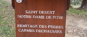 Point d'intérêt Roquebrune-sur-Argens - Monastère - Photo
