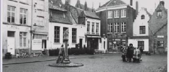 Point d'intérêt Bruges - Vismarkt (Marché aux poissons) - Huidenvettersplein (Place des Tanneurs) - Photo