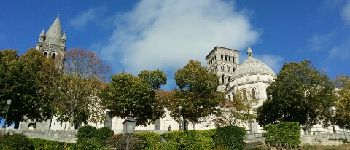 Point d'intérêt Angoulême - La cathédrale  - Photo