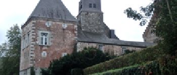Point d'intérêt Yvoir - église de Godinne et Château - Photo
