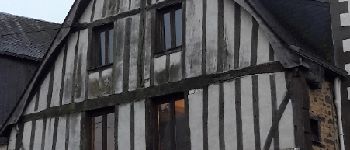 Punto de interés Mayenne - Maison à pan de bois - Photo