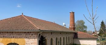 Punto de interés Cuinzier - Ancienne cheminée - Photo