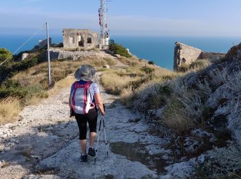 Tour Wandern Mattinata - Mattinata - Photo