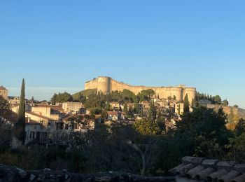 Randonnée Marche Villeneuve-lès-Avignon - Tour villeneuve lez avignon village - Photo